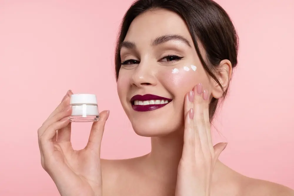 When To Use Hyaluronic Acid Serum In Routine
