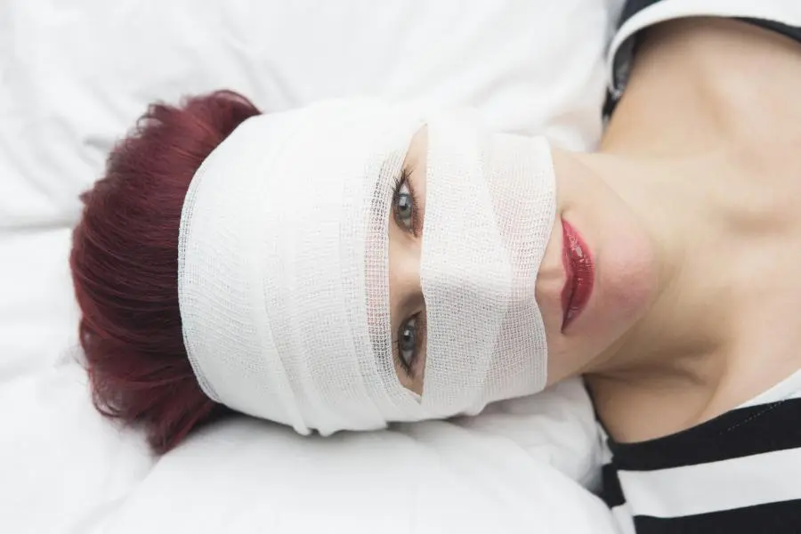 Facelift Recovery_ Healing and Caring After the Procedure Facelift Recovery_ Healing and Caring After the Procedure